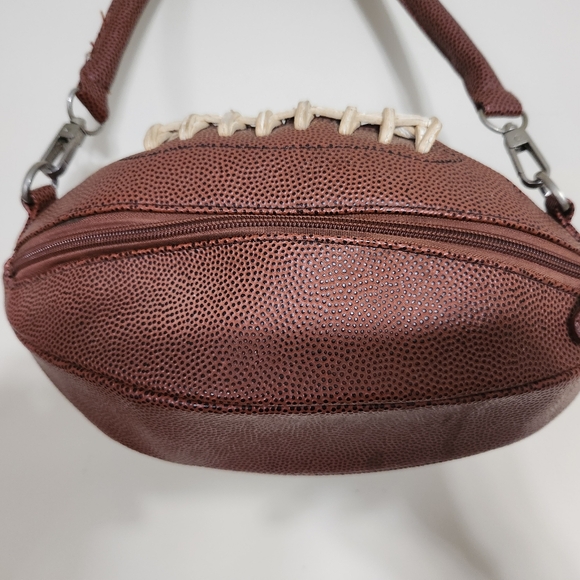 Auburn Tigers Football Tote Purse Shoulder Bag. Embroidered Logos. Zipper Close - Picture 5 of 7